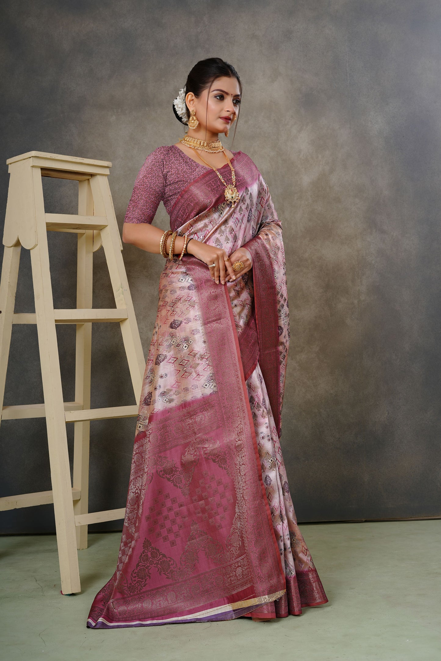 Woven Georgette Silk Saree in Pink