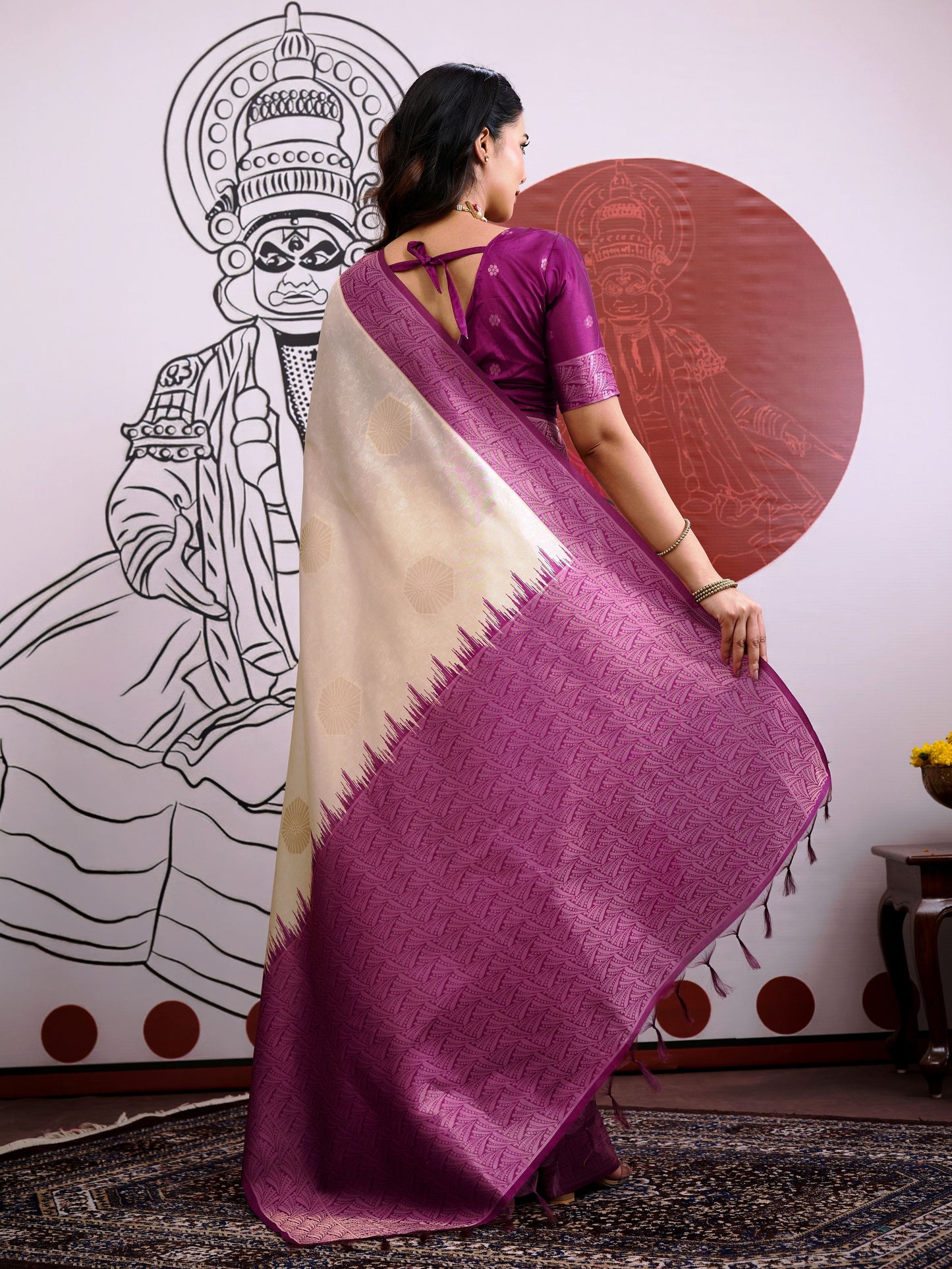 Woven Art Silk Saree in Off White