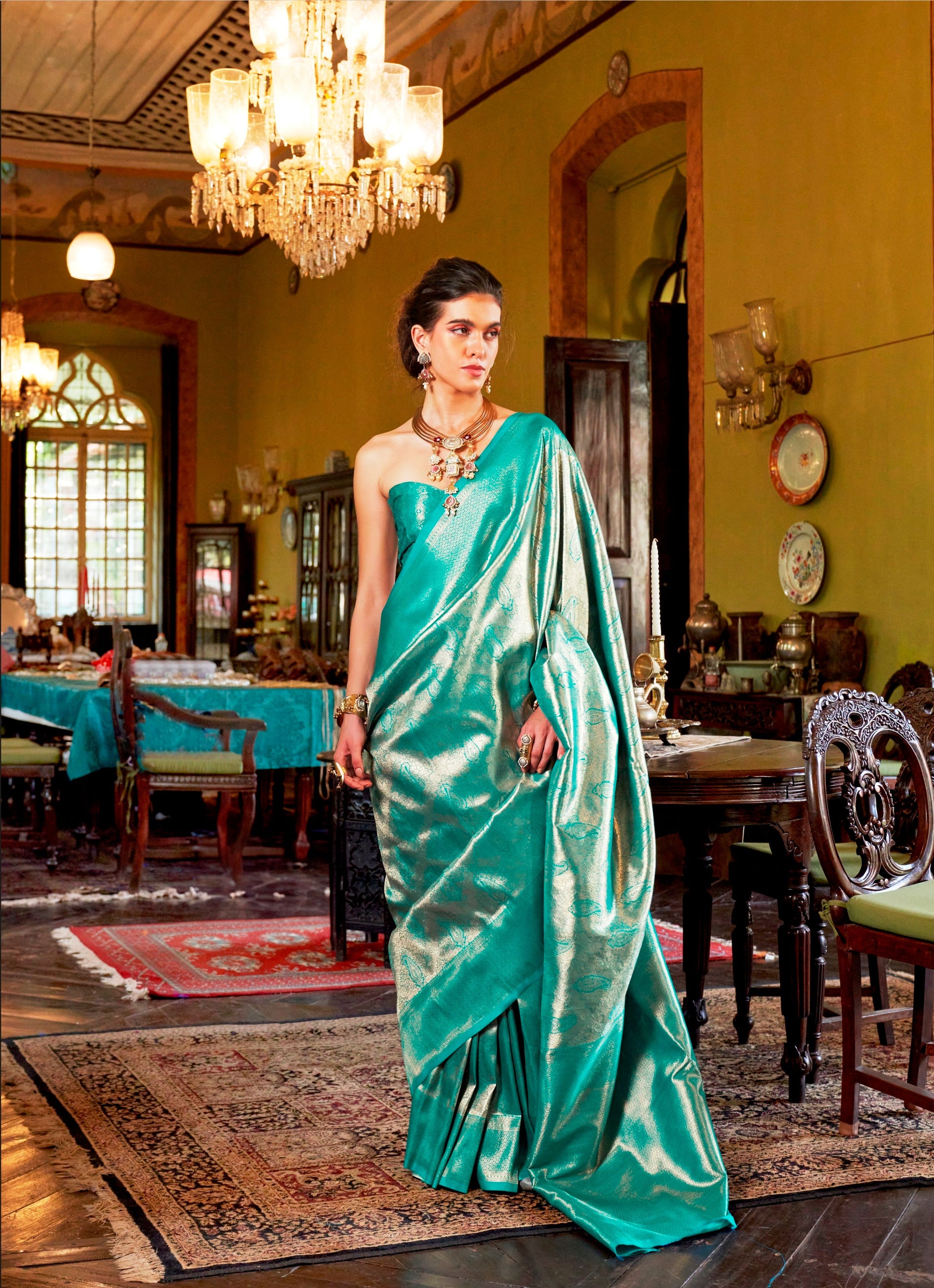 Woven Art Silk Saree in Green