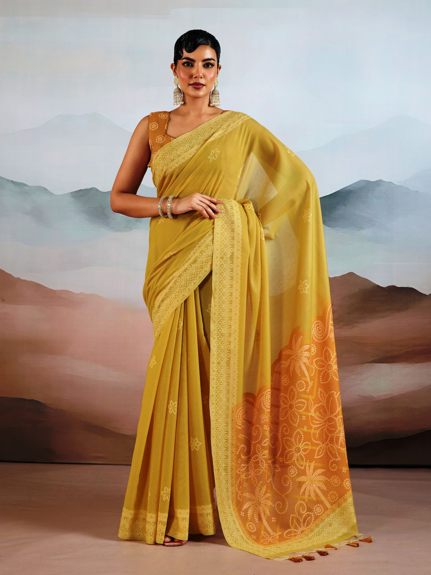 Bandhej Printed Viscose Cotton Saree in Yellow